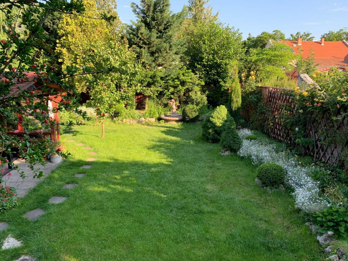 Family Room For 4-6 Person Budapest Exterior foto